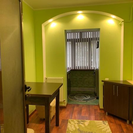 Clau Apartment Galati  Bagian luar foto