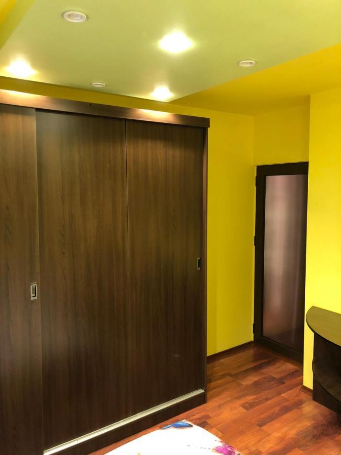 Clau Apartment Galati  Bagian luar foto