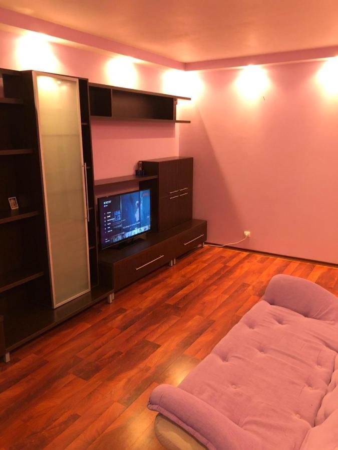 Clau Apartment Galati  Bagian luar foto
